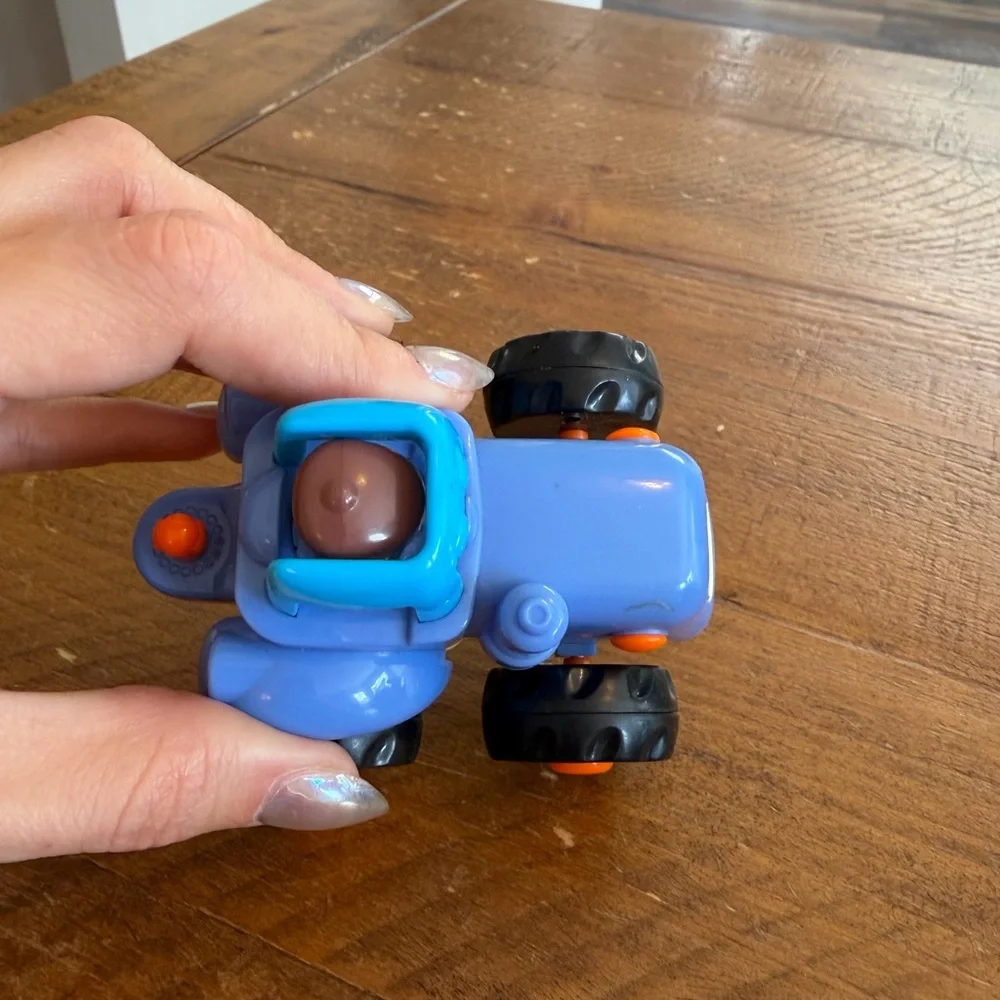 HUILE TOYS Push Powered Tractor Only as is